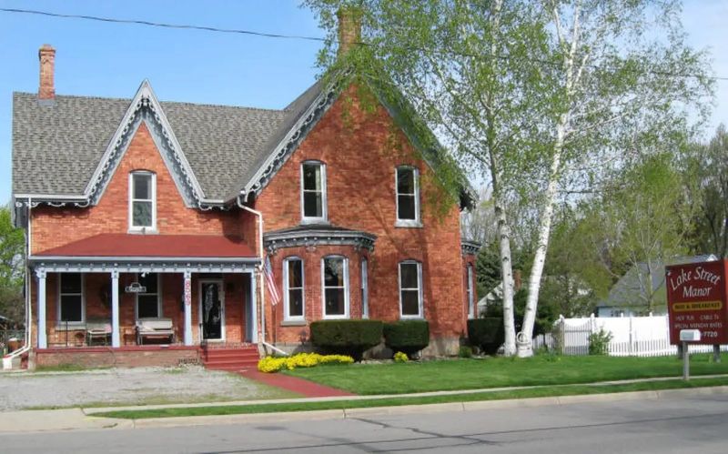 Gabled Ell Houses