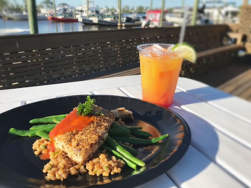 This Beloved Georgia Town Was Just Named The State's Best Winter Getaway - Decor Hint Dining And Local Coastal Cuisine