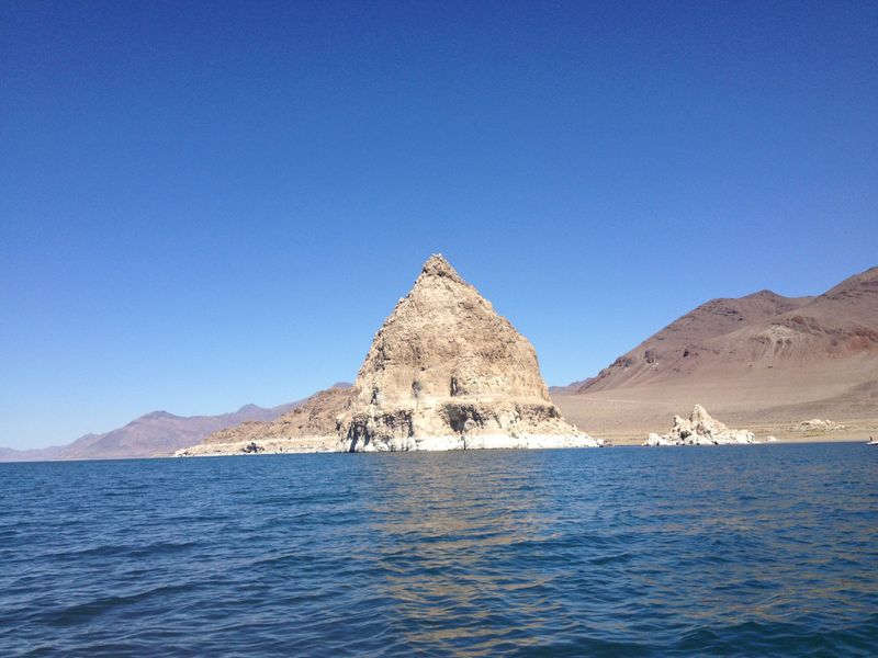 The Hidden Oasis In Nevada Locals Wish Stayed Secret - Decor Hint Deep Indigenous History