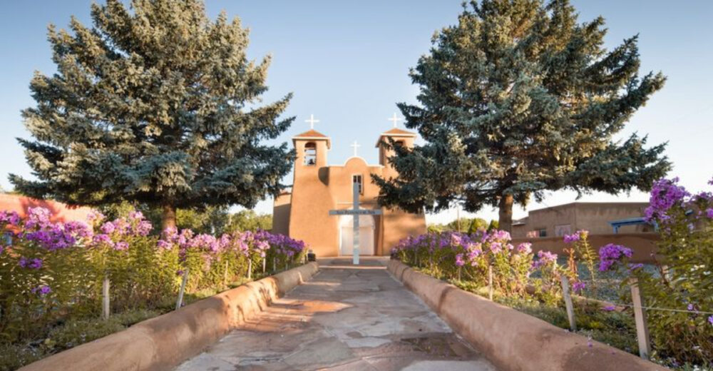 Secret Canyon Town In New Mexico That Feels Like A Hidden World - Decor Hint