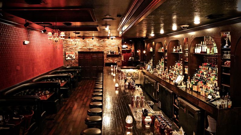 Best Food Spots To Try In Las Vegas, Nevada - Decor Hint Herbs and Rye