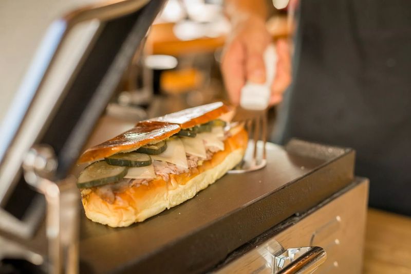 Miami Cuban Sandwiches You'll Think About Long After Lunch - Decor Hint Sanguich de Miami's Creative Twist