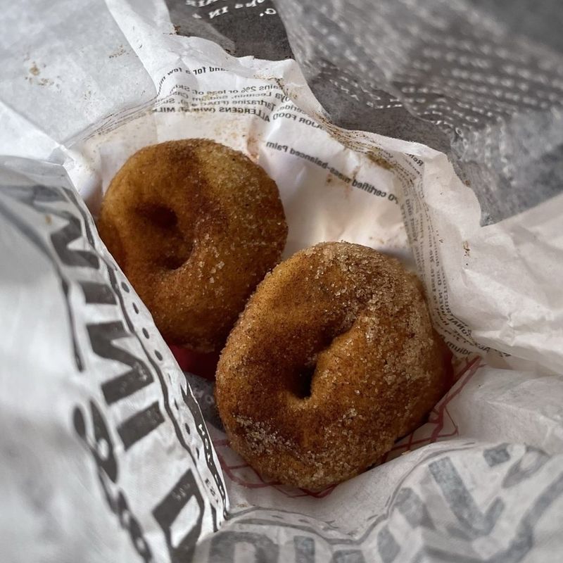 14 Pennsylvania Spots Serving Fresh, Warm, And Perfect Cider Donuts - Decor Hint Risser-Marvel Farm Market, Annville