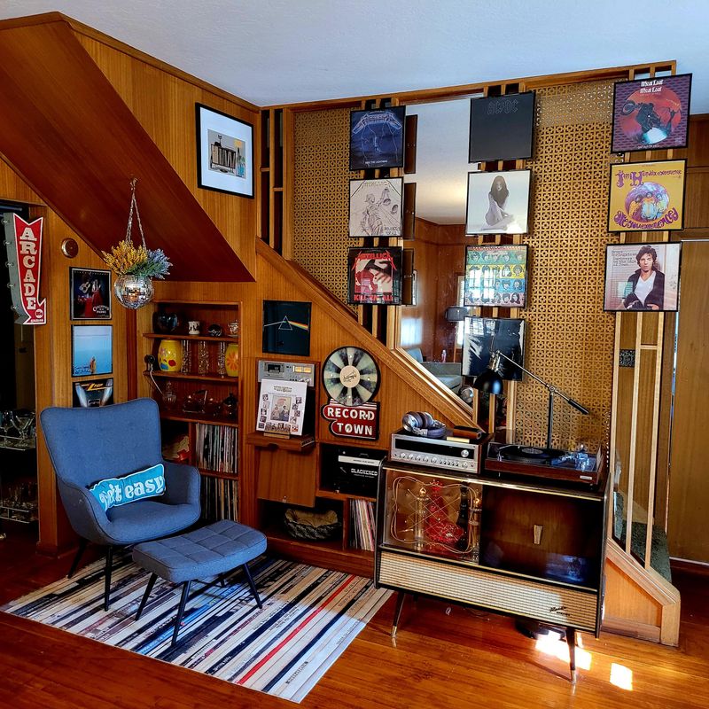 Retro-Inspired Living In Colorado That's Turning Heads This Year - Decor Hint Record Player Nooks and Vinyl Stations