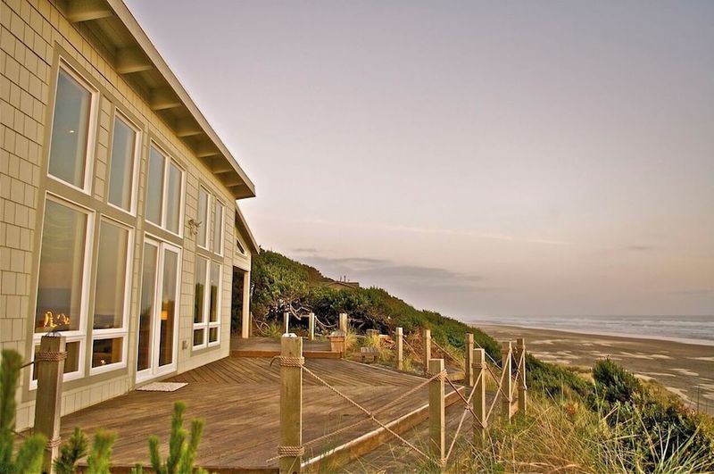Reinforced Windows With Panoramic Views