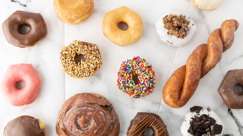 10 Texas Donut Shops Locals Swear Are Among America's Best - Decor Hint Southern Maid Donuts