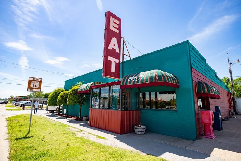 12 Classic Oklahoma Eateries Serving Big Flavor On A Budget - Decor Hint Clanton's Cafe