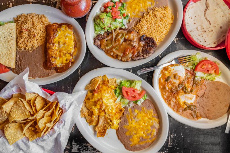 The Top-Rated Tex-Mex Restaurant In Lafayette, Indiana (Plus The Runners-Up) - Decor Hint Chuy's Brings Texas Flavor North