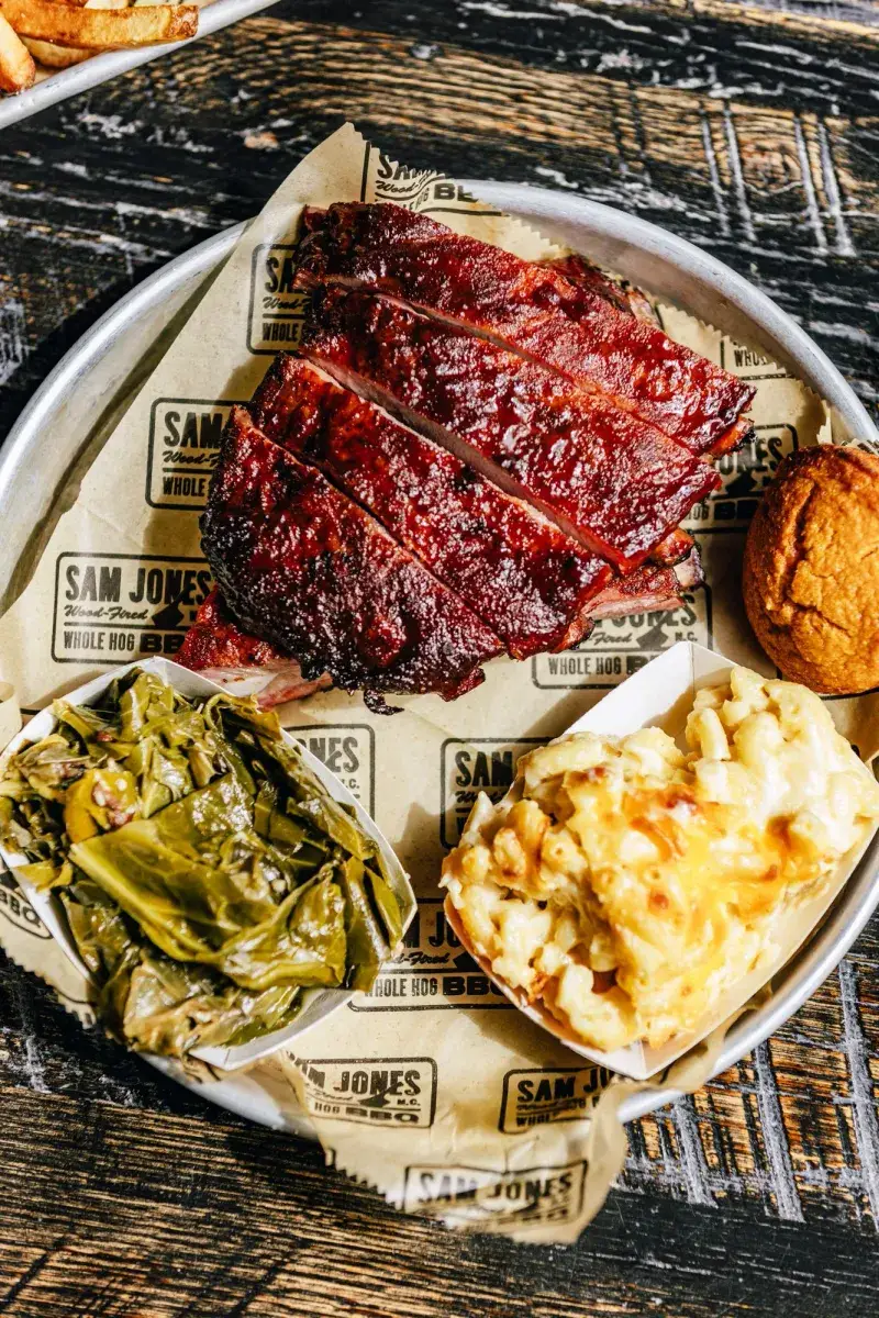 13 Washington BBQ Chicken Joints Serving Flavor Decades In The Making - Decor Hint Big Tom's Pit BBQ
