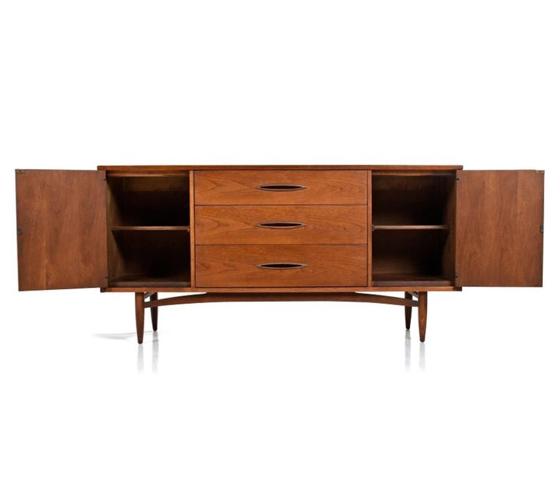10 Tennessee Furniture Styles Making A Charming Comeback - Decor Hint Memphis Mid-Century Walnut Sideboards