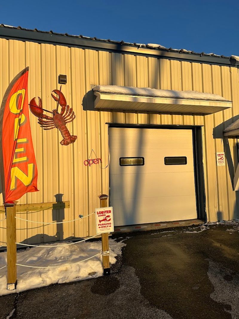 Maine Grocery Stores Known For Fresh Seafood And Local Catch - Decor Hint Maine Fresh Catch Market