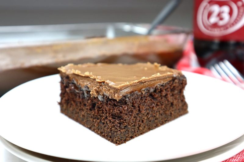 20 Texas Recipes Locals Will Defend Until The End - Decor Hint Dr Pepper Cake