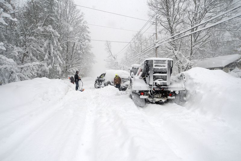 14 Places In The US You Might Regret Visiting For A Winter Vacation - Decor Hint Buffalo, New York
