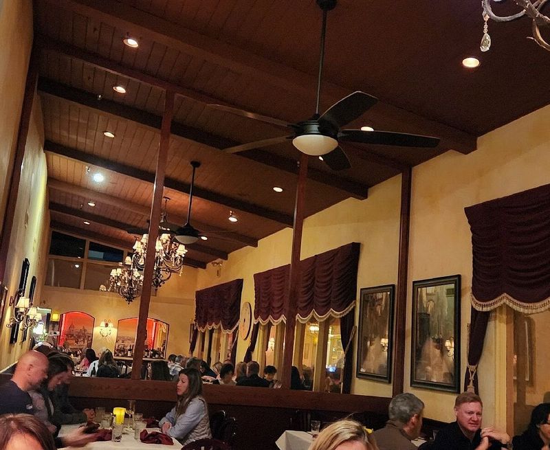 10 Little-Known Italian Restaurants In Arizona That Deserve A Spot On Your Must-Try List - Decor Hint Tutti Santi – Phoenix