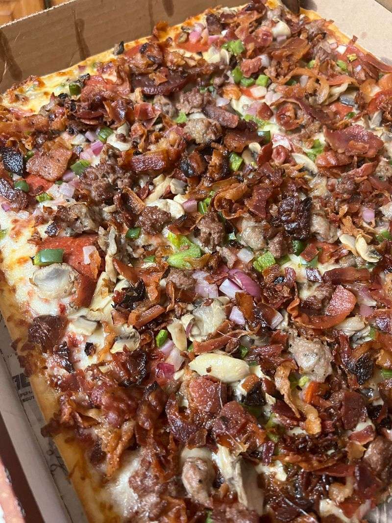 Exploring Maryland-Style Pizza: What Makes It So Different? - Decor Hint Thick Provolone Preference