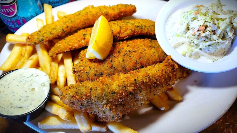 15 Beloved Ohio Fish Fry Restaurants Locals Can't Wait To Visit Each Year - Decor Hint Brew Kettle Taproom & Smokehouse