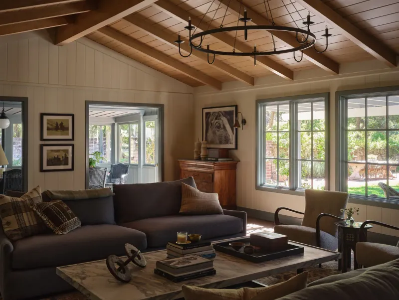 A Signature Blue Touch Defines This Wine Country Ranch In California - Decor Hint Family Room / Great Room: Vaulted Ceilings & Wall Of Windows