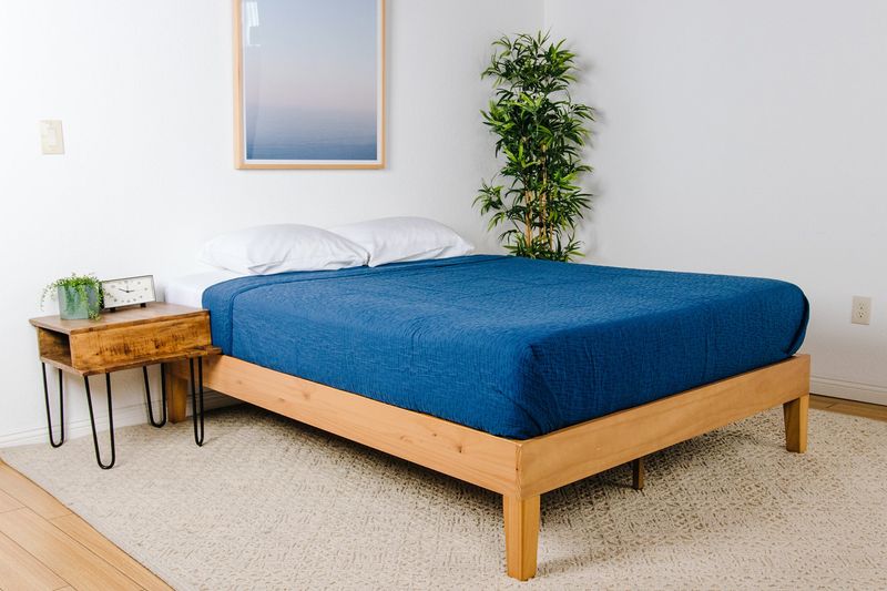 2000s Nevada Furniture Trends That Are Back To Slay Your Space - Decor Hint Low-Profile Platform Beds