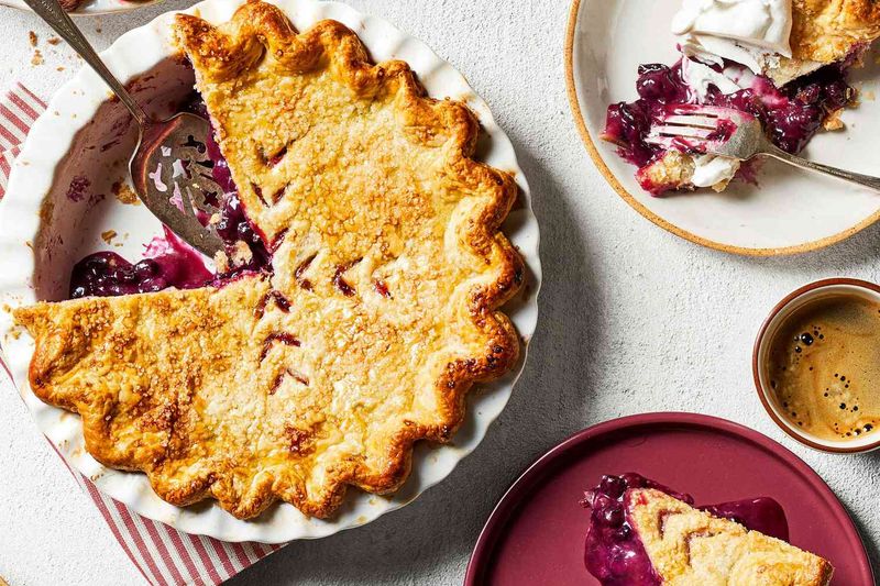 16 Iowa Dining Experiences You'll Be Glad You Tried - Decor Hint Homemade Pie at a Small-Town Bakery