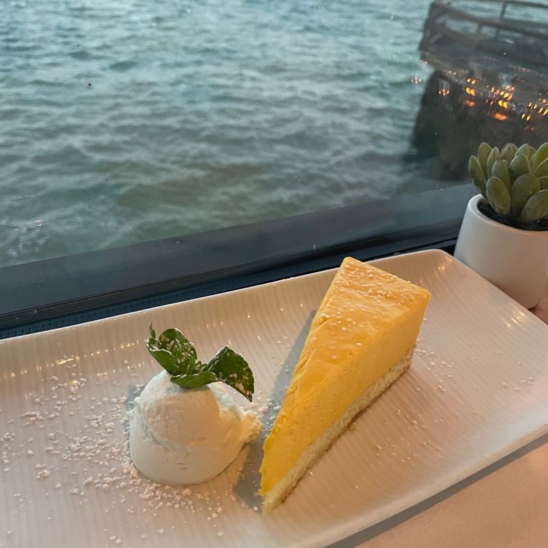 17 Must-Try Louisiana Buffets Where Dessert Is The Main Attraction - Decor Hint Don's Seafood & Steakhouse Finale Bar