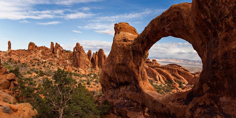 Trails In Utah That Show Why Hiking Here Is Unforgettable - Decor Hint Devil's Garden Primitive Loop in Arches National Park