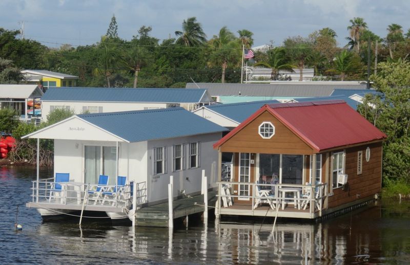 Florida Keys Small Towns Where Time Slows Down And Views Never Disappoint - Decor Hint Sugarloaf Key