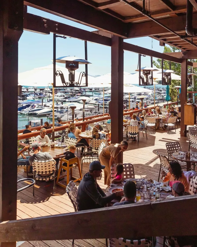 14 California Lakeside Restaurants With Views You'll Never Forget - Decor Hint Jake's on the Lake in Tahoe City