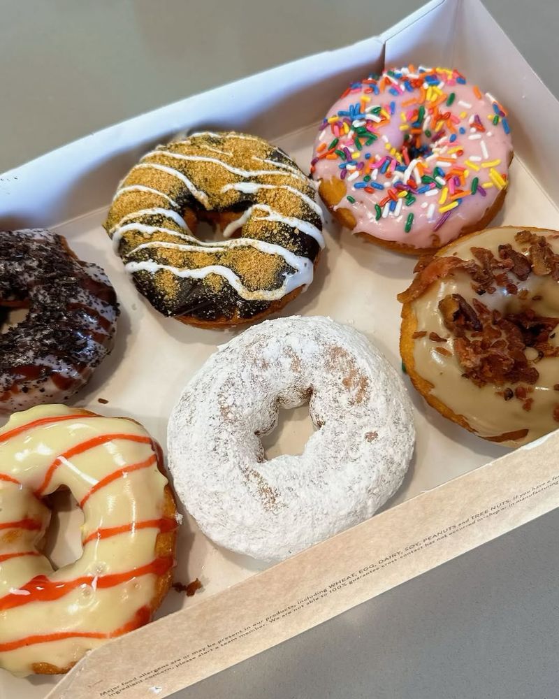 13 Arizona Donut Shops That Prove Perfection Comes Fried And Frosted - Decor Hint Duck Donuts
