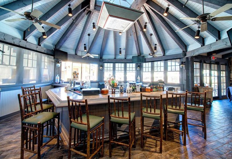 Enjoy These Georgia Restaurants Nestled By Scenic Lakes - Decor Hint Bullfrogs Bar & Grille at Lanier Islands Resort, Lake Lanier