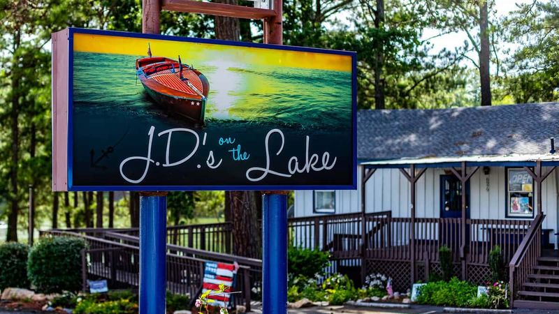 Enjoy These Georgia Restaurants Nestled By Scenic Lakes - Decor Hint J.D.’s On The Lake Restaurant, Lake Allatoona
