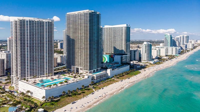 Discover Florida's 50 Most Elite Suburbs, Miami Takes The Lead - Decor Hint Hallandale Beach