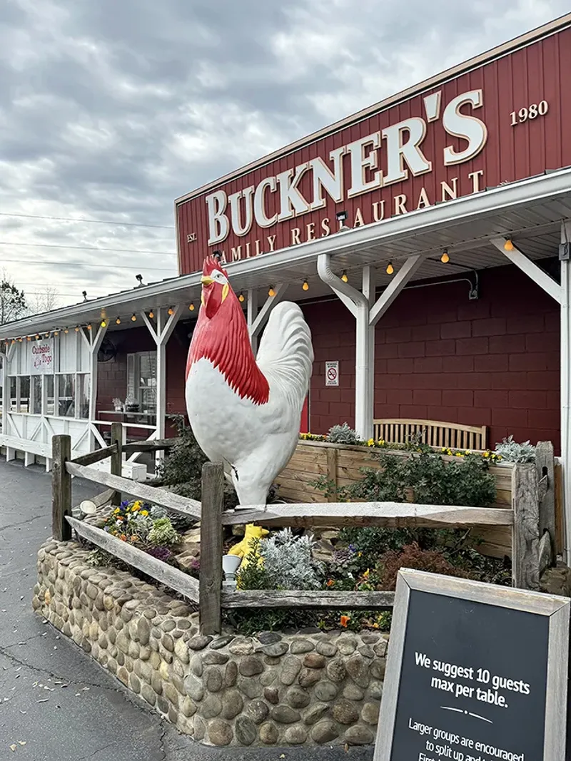 10 Georgia Country Restaurants Full Of Charm And Worth Every Mile - Decor Hint Buckner's Family Restaurant in Jackson