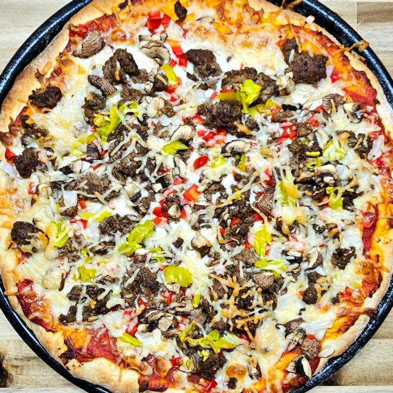 Exploring Maryland-Style Pizza: What Makes It So Different? - Decor Hint Pit Beef Pizza Creations