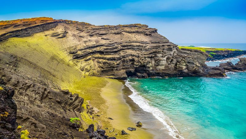 The Rare Green Sand Beach In Hawaii Glows Like An Emerald - Decor Hint Best Times To Visit For Light And Color