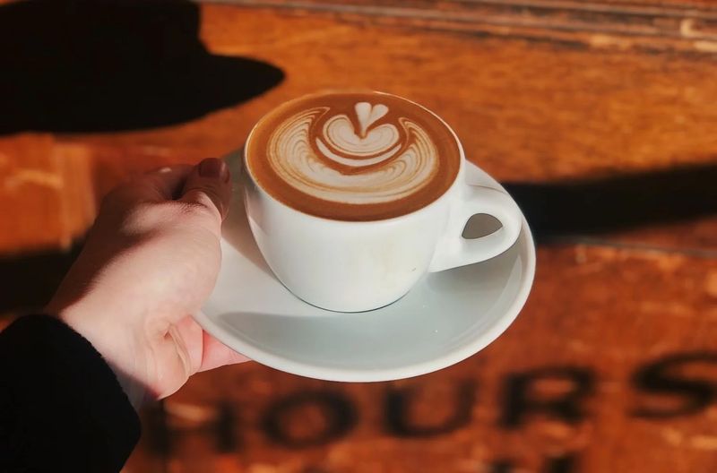 How To Explore Portland, Oregon Like Everyone Else Does - Decor Hint Experience Portland Nightlife And Craft Beverages