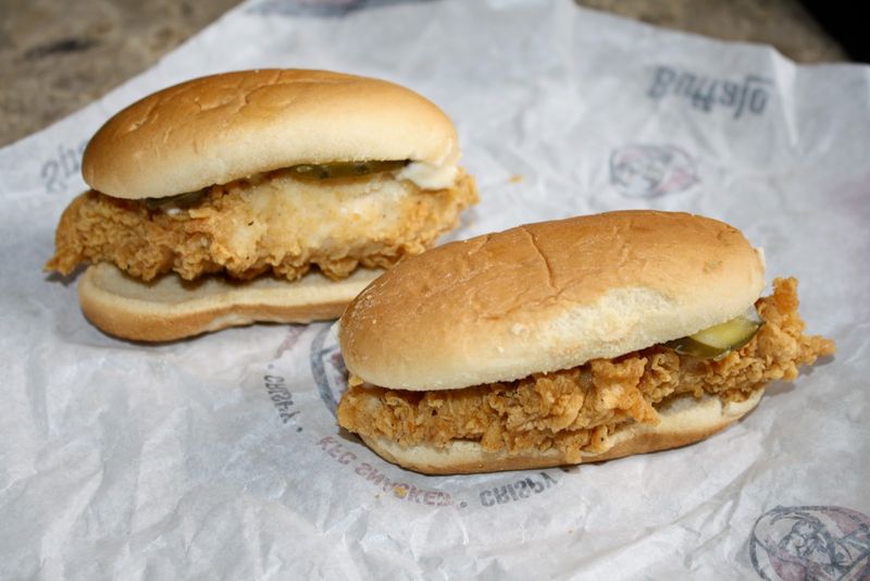 Remember These? 14 Fast-Food Sandwiches Ohioans Loved - Decor Hint KFC Snackers