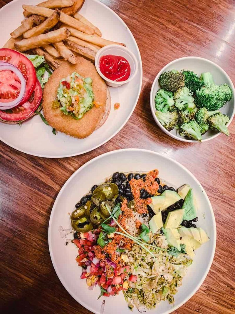 The Green Leaf Café