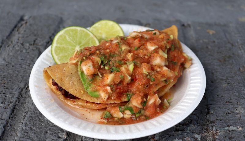 Mariscos Jalisco in Los Angeles