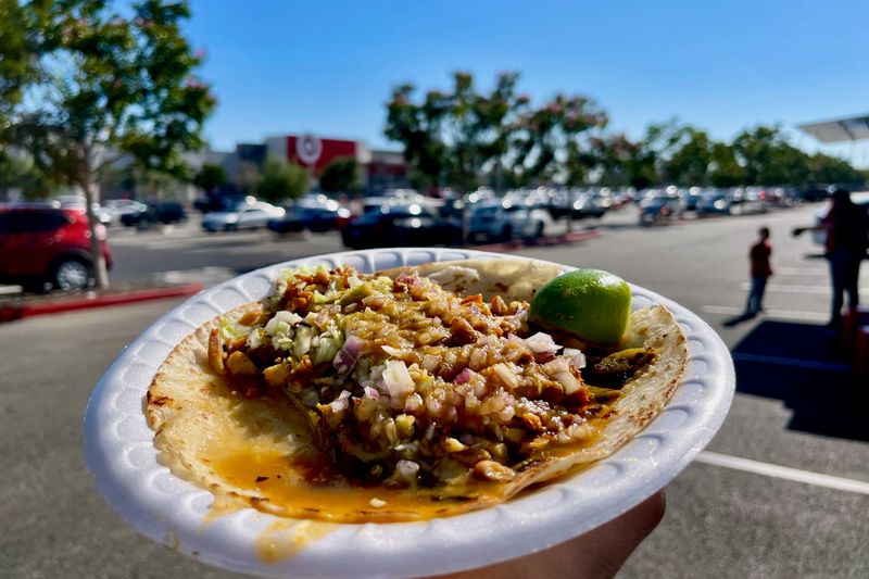 Tacos La Carreta in Oxnard