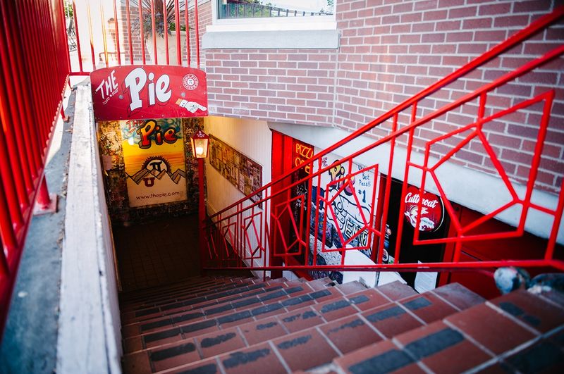 The Pie Pizzeria Underground