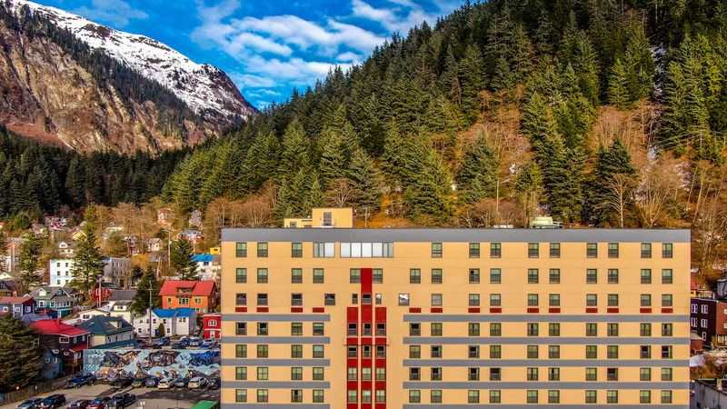 13 Alaska Buffets That Are Truly Worth Trying - Decor Hint Westmark Baranof Hotel's Gold Room Brunch