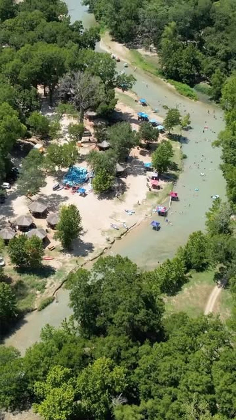 20 Epic Texas Glamping Spots That Are Anything But Roughing It - Decor Hint Son's River Ranch, San Marcos River Area
