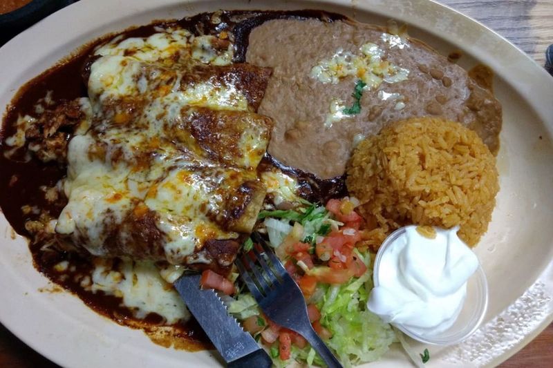 Family-Owned Mexican Restaurants In Illinois Locals Can't Get Enough Of - Decor Hint Tacos El Norte - Joliet