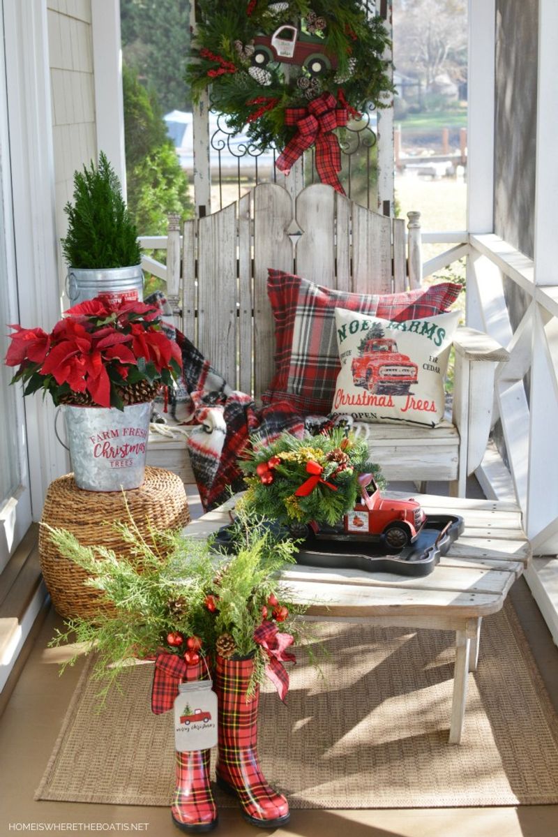 Carolinian Christmas Cookie Exchange Station