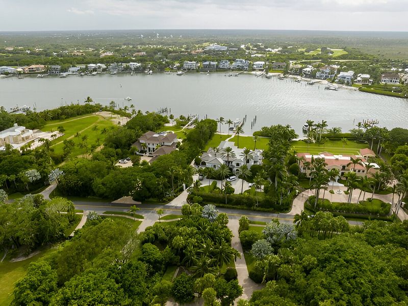 Discover Florida's 50 Most Elite Suburbs, Miami Takes The Lead - Decor Hint Jupiter
