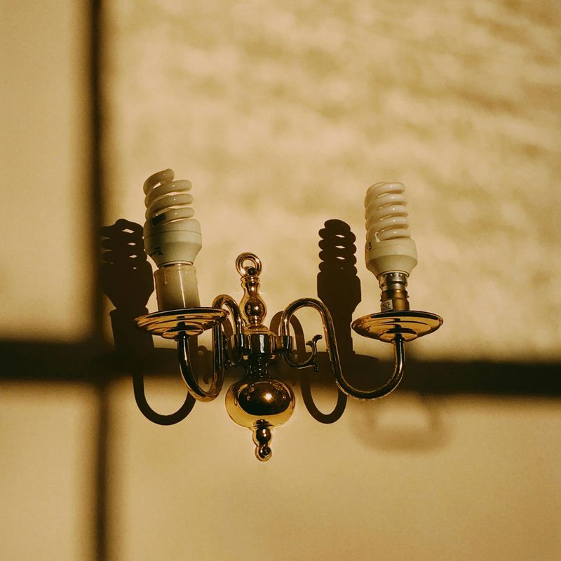 11 Retro Home Trends Making A Return In Modern Interiors - Decor Hint Brass And Gold Accents