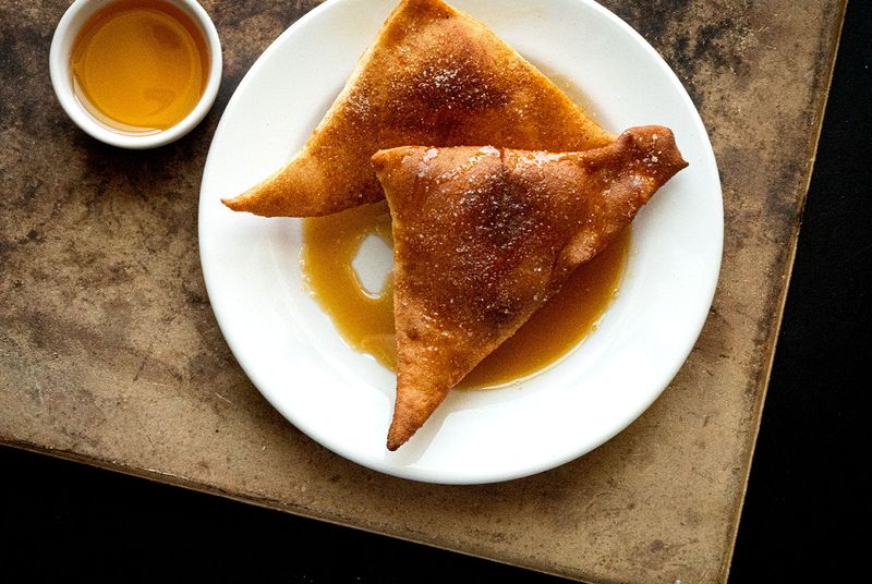 20 Texas Recipes Locals Will Defend Until The End - Decor Hint Sopapillas