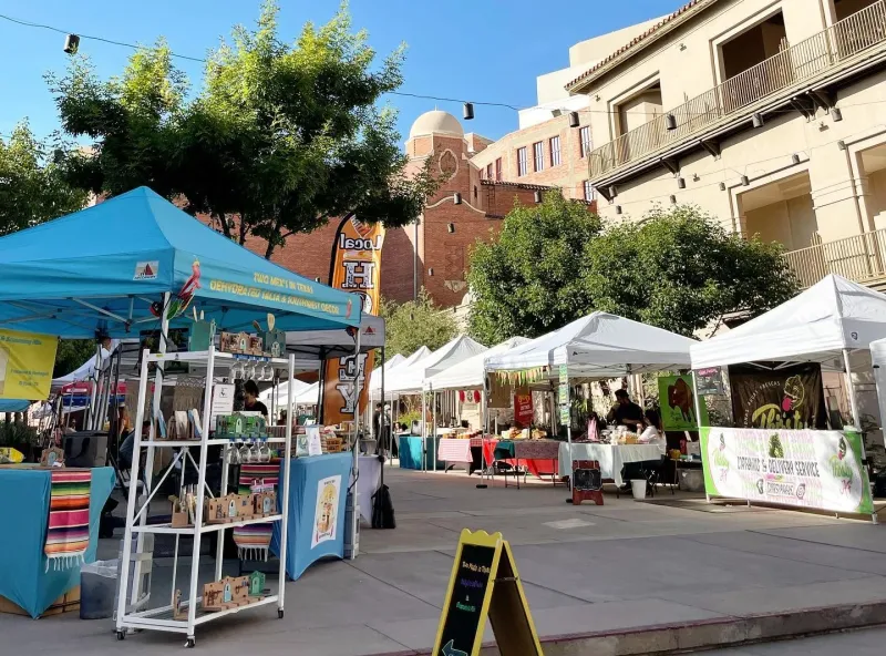 13 Texas Handmade Art Fairs Full Of Local Flavor Craftsmanship And Community - Decor Hint El Paso Downtown Art and Farmers Market