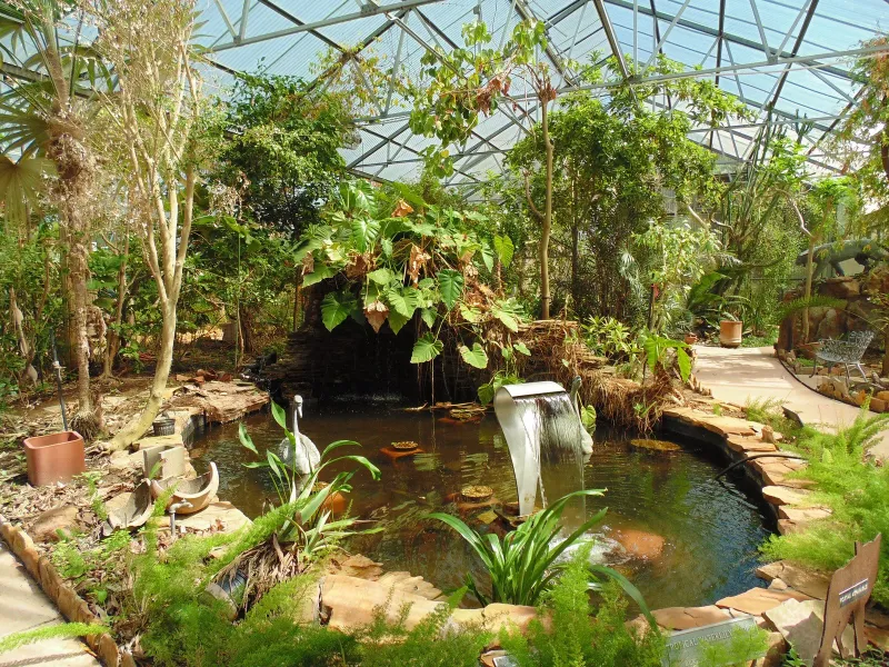 Beaumont Botanical Gardens – Warren Loose Conservatory