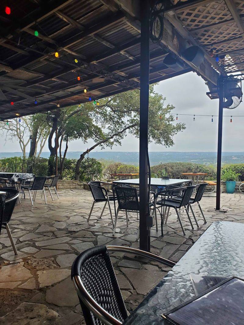 7 Texas Buffets To Savor And 5 That Impress Visitors - Decor Hint The County Line on the Hill